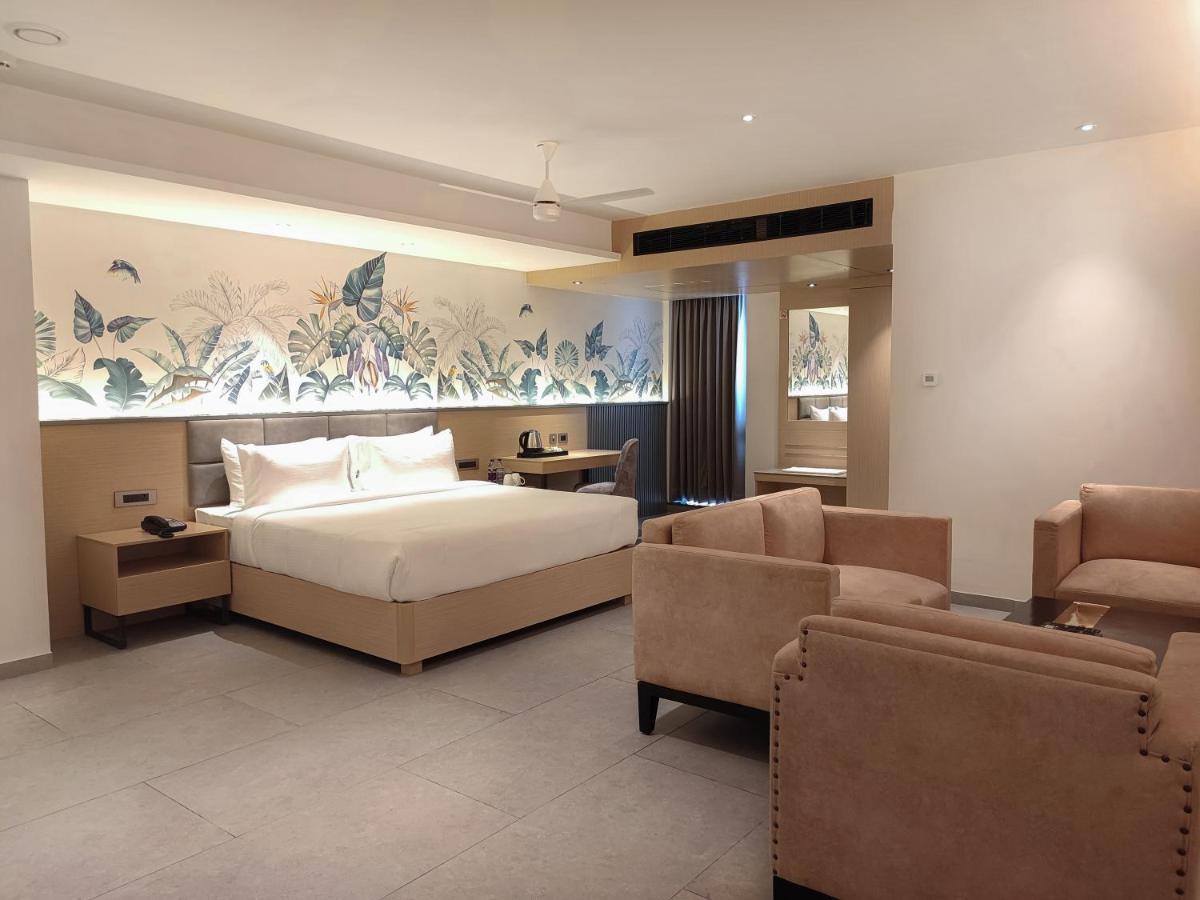 Signature Hotels วิสาขปัตนัม ภายนอก รูปภาพ