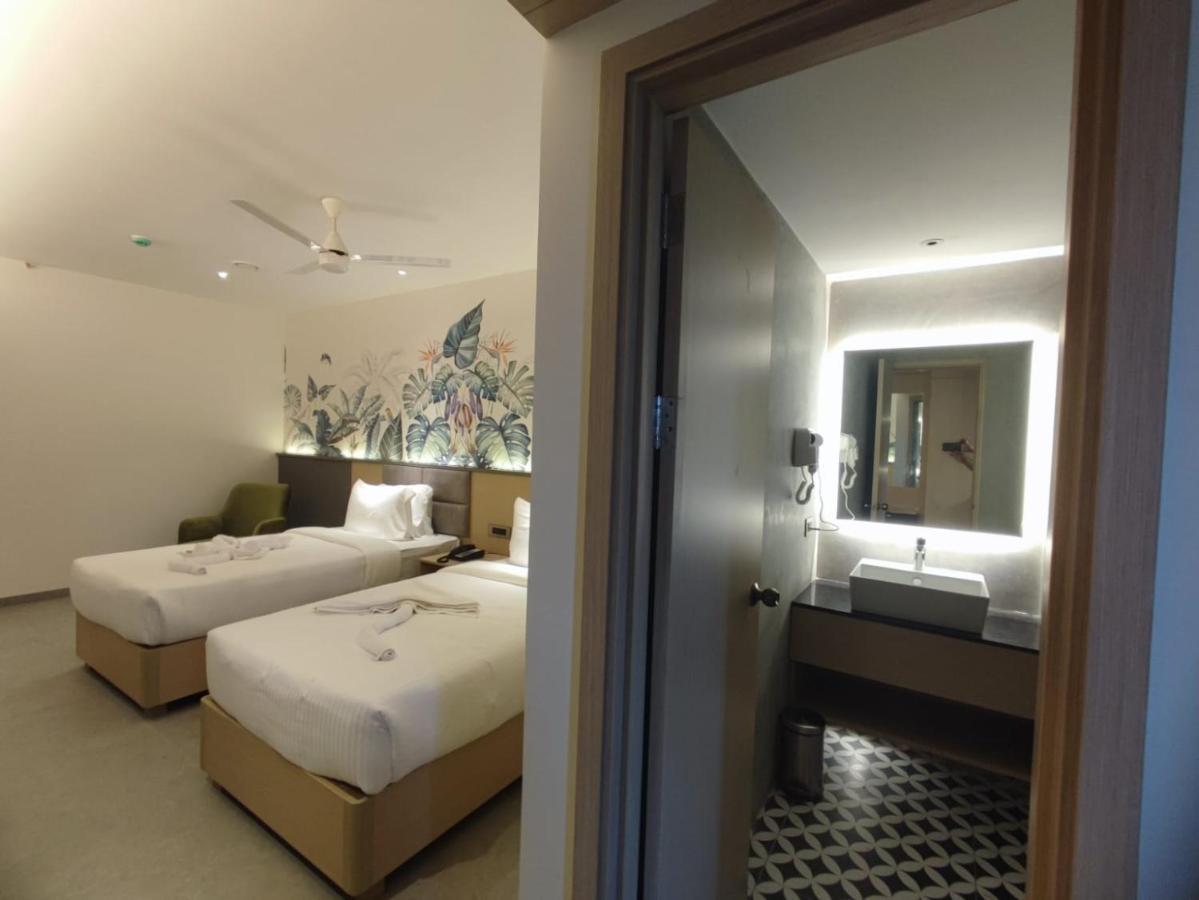 Signature Hotels วิสาขปัตนัม ภายนอก รูปภาพ